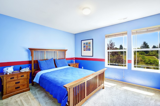 Felblauwe slaapkamer