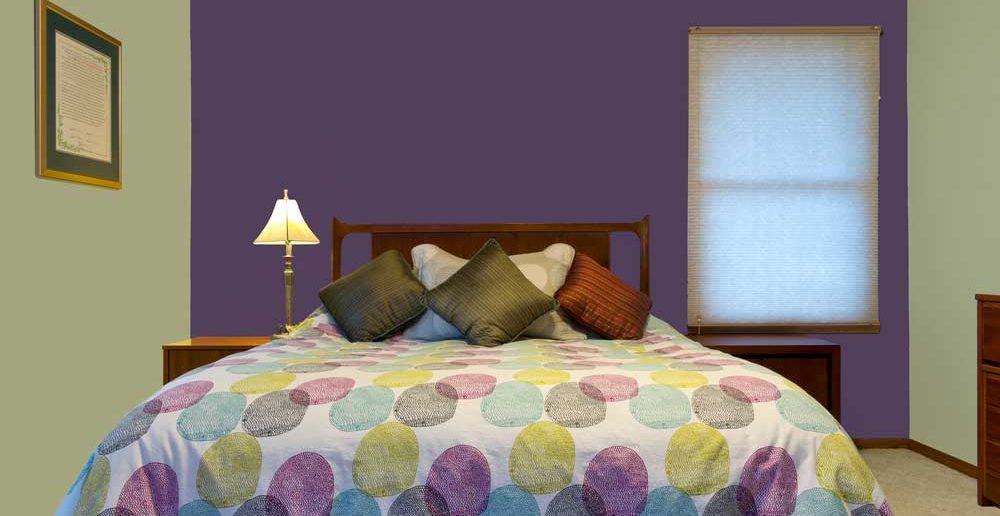 Kleurrijke accessoires in de slaapkamer: voorbeelden en inspiratie