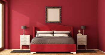Uniek: ga voor een rood bedframe in de slaapkamer