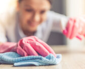 13 plekken en dingen in huis die je misschien nét te vaak vergeet schoon te maken